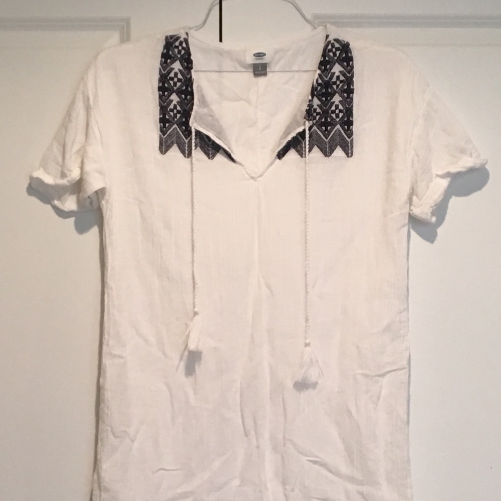 3/$30    Embroidered cotton sun dress